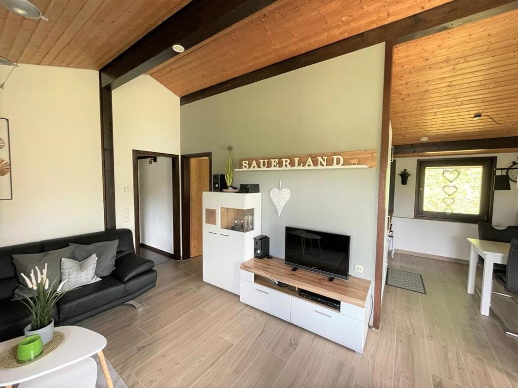 Villa Sauerlaender Henne-Luett à Meschede Extérieur photo